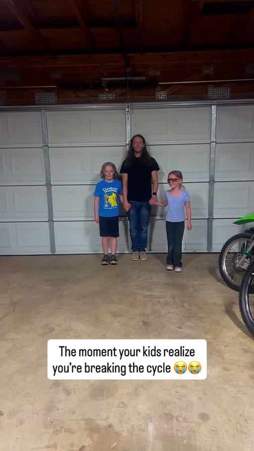 The moment the daughter realizes how her dad grew up… 

Via @mrandmrsbrown725 !