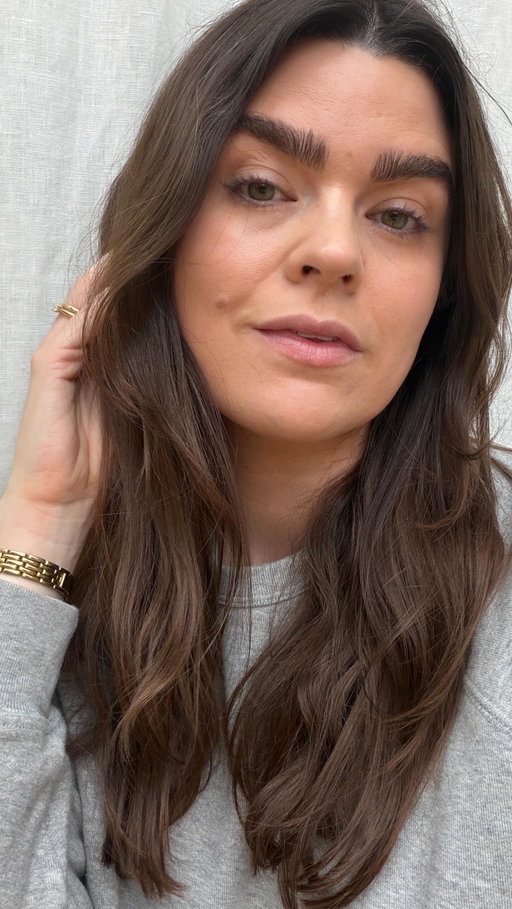AD | Not it taking me 36 years on this planet and a bad case of postpartum hairloss for me to actually take my haircare routine seriously. The new pre-shampoo @olaplex No.3 Plus Complete Hair Treatment makes my hair 3 times softer and 3 times stronger, in just three minutes.