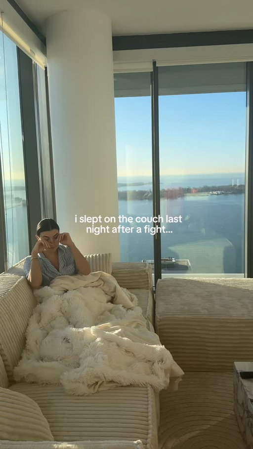 i fear this is no longer a couch… this is my bed now😭

#morningroutine #wellnesslifestyle #cozyaesthetic #selfcareroutine