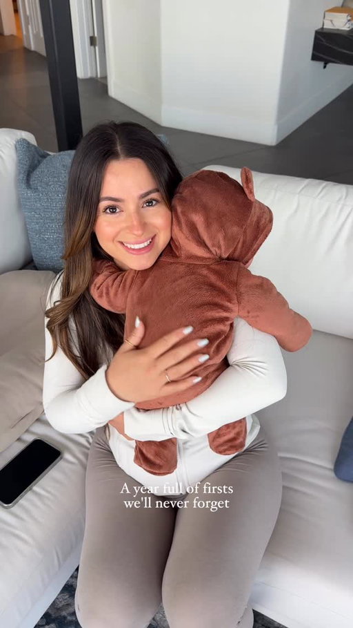 #ad Crying 🥹 such a beautiful year full of so many special firsts. Share and tag me and @huggies in your #huggiesfirsts moments!