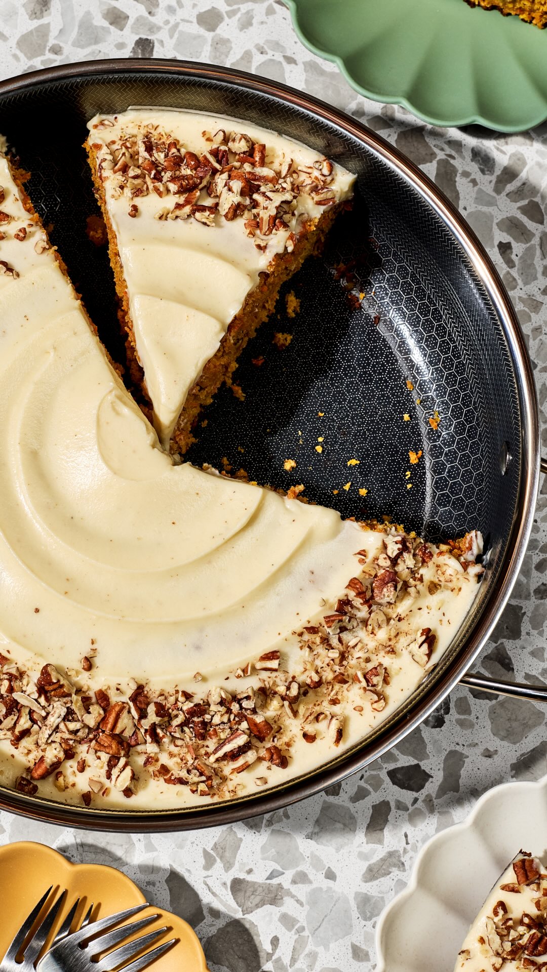 POV: you show up to Easter with this. 🥕🍰
Skillet carrot cake, brown butter frosting, and suddenly you’re everyone’s favorite.
Save now. Thank yourself later.