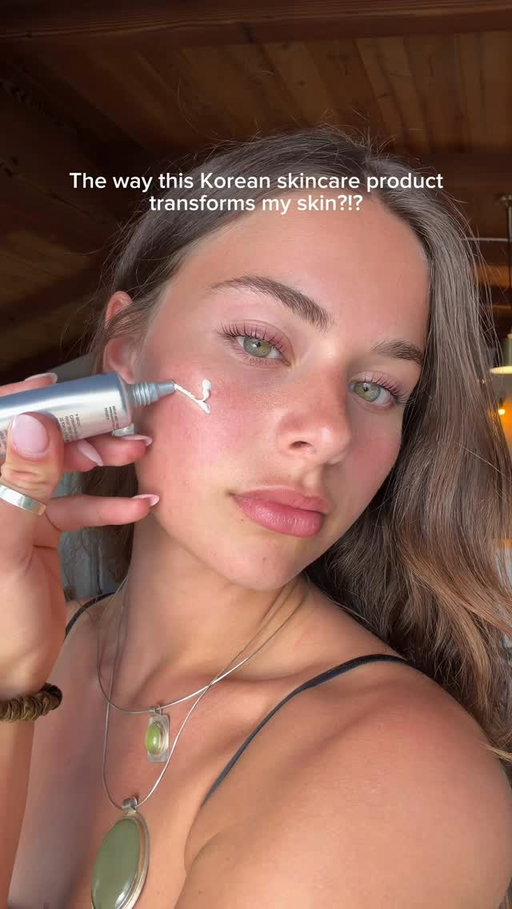 This is insane @erborian_usa and it’s Korean skincare?!

 #ErborianPartner #ErborianUSA #CCCream #Koreanskincare