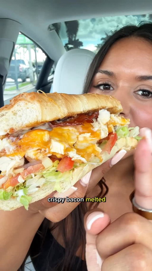 #FirehouseSubsPartner Trying the NEW Chicken ‘n’ Cheddar Rancher with @firehousesubs! 🥪