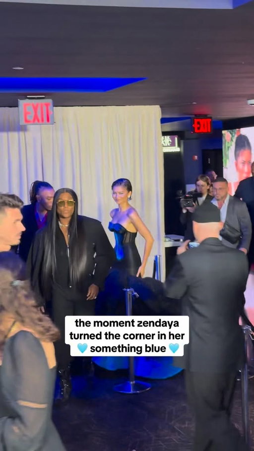 Admin is clearly unwell. 🤤 #Zendaya stuns in her Something Blue at #TheDrama premiere in NYC. 

Video: @graciefarquhar/Bustle