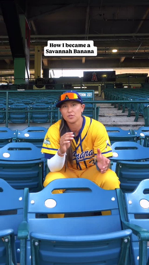 A year ago I was in the stands at Angels stadium watching the Bananas play. Now I am pitching at Angels stadium for the Bananas. Crazy what can happen in just one year if you keep going.

#BeYou. #baseball #savannahbananas #keepgoing #womeninsports