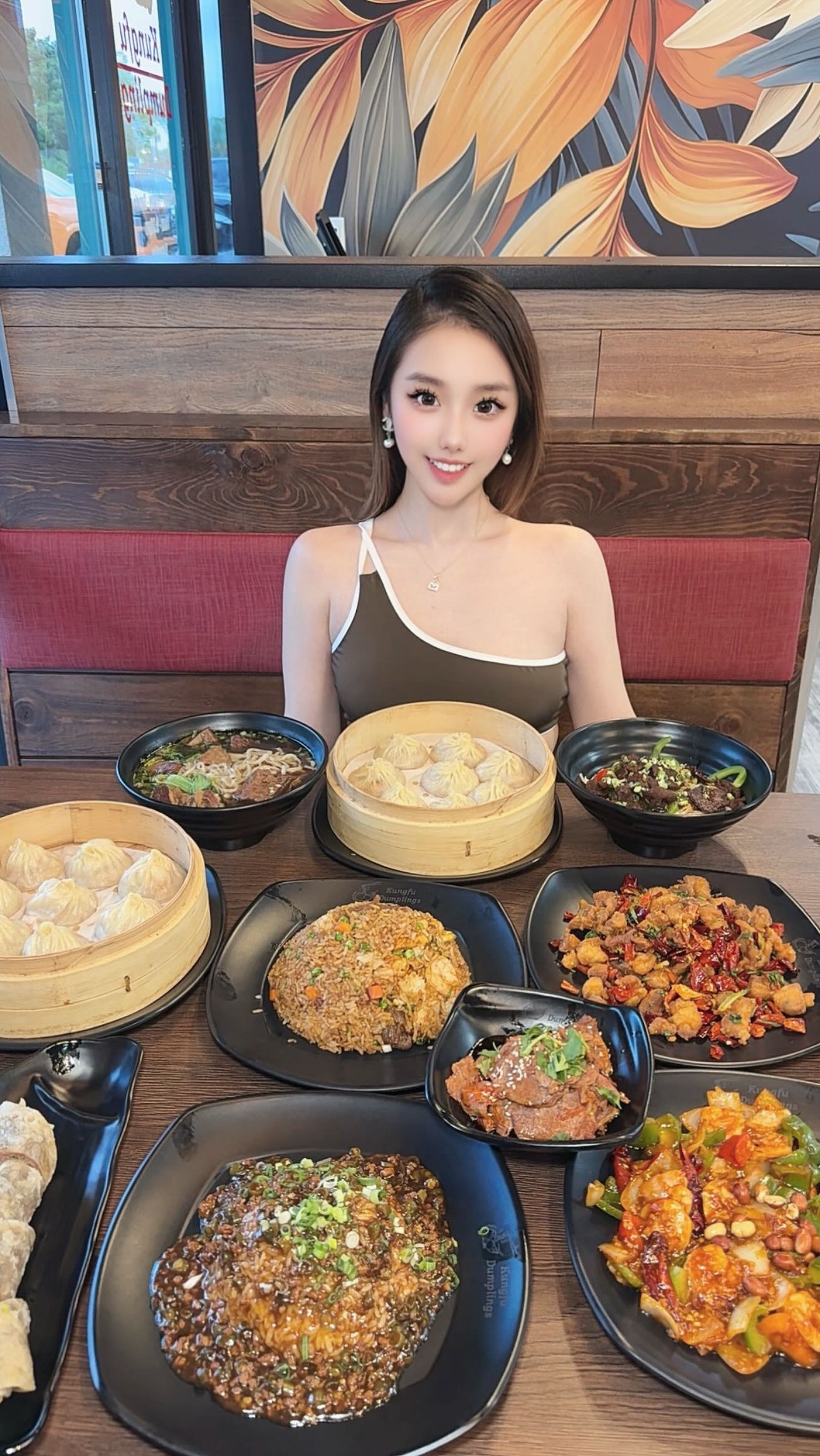 If you’re craving dumplings in Vegas, go here 🥟😋 @kungfu_dumplingslv 
Best handmade dumplings in Vegas ;)

Kungfu Dumplings
📍9101 W Sahara Ave Suite 109, Las Vegas, NV 89117

This is one of those lowkey spots that just hits. Nothing fancy, but everything tastes like real comfort food.

Here’s what we ordered:
	•	soup dumplings — juicy, steamy, full of flavor
	•	spicy wontons — savory with a nice kick 🌶️
	•	noodles — super comforting and flavorful
	•	fried rice — simple but really good
	•	beef burrito — juicy and filling
	•	spicy beef — tender with a nice kick

Everything came out hot, fresh, and super satisfying. Definitely the kind of place you come back to when you’re craving something comforting.

Save this for your next Vegas food stop ✔️