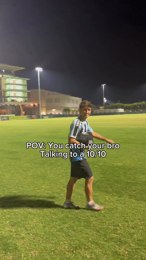 I see you bro 😂😂 #soccer #relatable #footy #v #funny