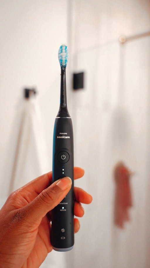 Put the manual toothbrush down, sis. #PhilipsPartner 

Switching to @philipssonicare 6500 changed everything. It cleans what manually brushing can’t and removes 1000% more plaque than a manual toothbrush. I’ve been more intentional about my oral hygiene because once I learned manual brushing can leave up to 50% of bacteria behind overnight? Eeeeeyuck.

Feel the difference for yourself and shop Philips Sonicare 6500 on Amazon or at the link in my bio 🤍