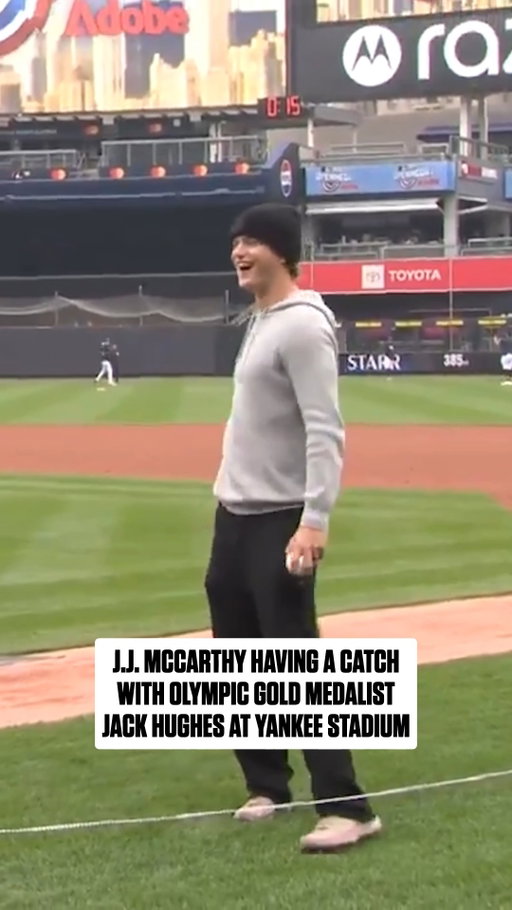 @jjmccarthy helping @jackhughes warm up before Hughes throws the first pitch for the @yankees Home Opener 🤝

(via @snytv)