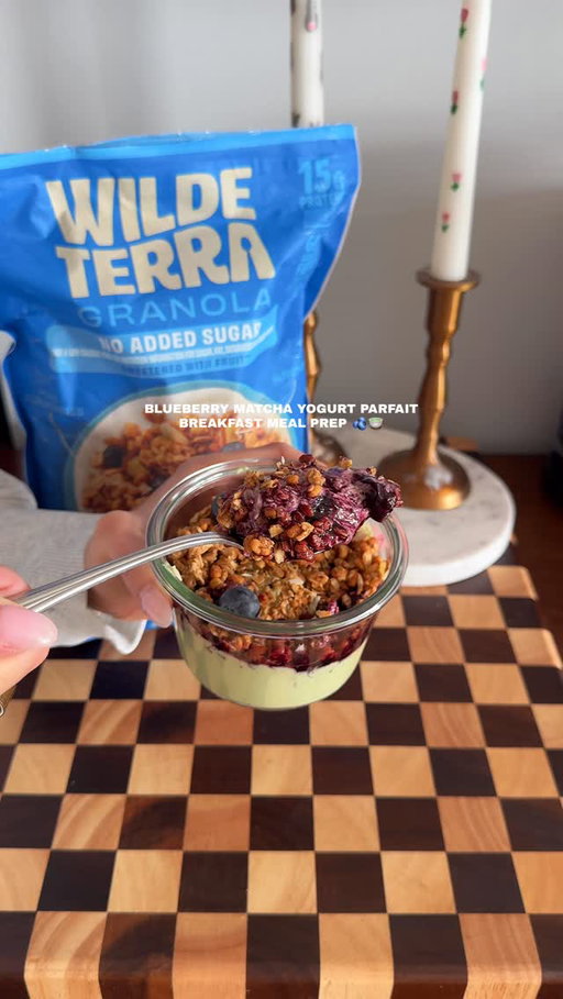 #WildeTerraPartner Blueberry Matcha yogurt parfait breakfast meal prep recipe 

Creamy matcha yogurt and juicy blueberries layered with @wildeterra_granola make for the most delish, on the go breakfast. Wilde Terra Blueberry Almond Vanilla Granola has 15g of protein, no added sugar and is available exclusively at @samsclub. 

Blueberry Compote Recipe: 
1 pint blueberries 2 tbsp maple syrup 
1/2 cup water 
1 tbsp brown sugar 

Mix and let simmer for 10 minutes. Allow to cool before assembling parfait. 

*Wilde Terra Granola is not a low-calorie food. #WildeTerraExclusivelyatSamsClub
