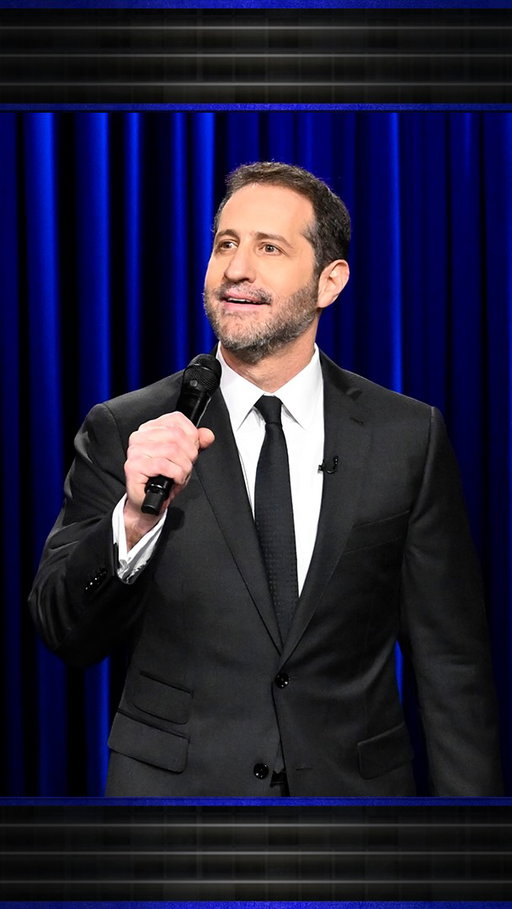 @modi_live lives in a building with a lot of gossip 🤣 #FallonTonight #StandUp