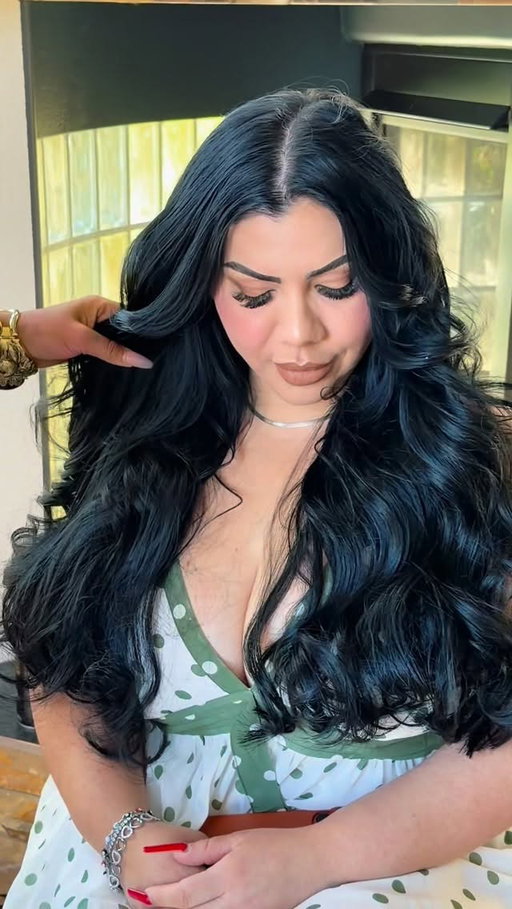 @gisselamolinamakeup  @la_bonita_1000_llc
