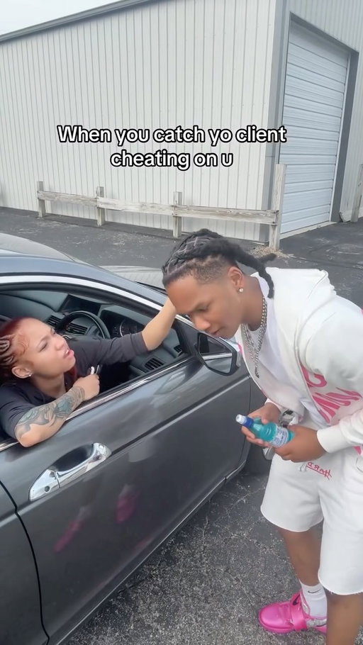 Caught my client cheating on me 😠 

#blowthisup #indyloctician #trendreels