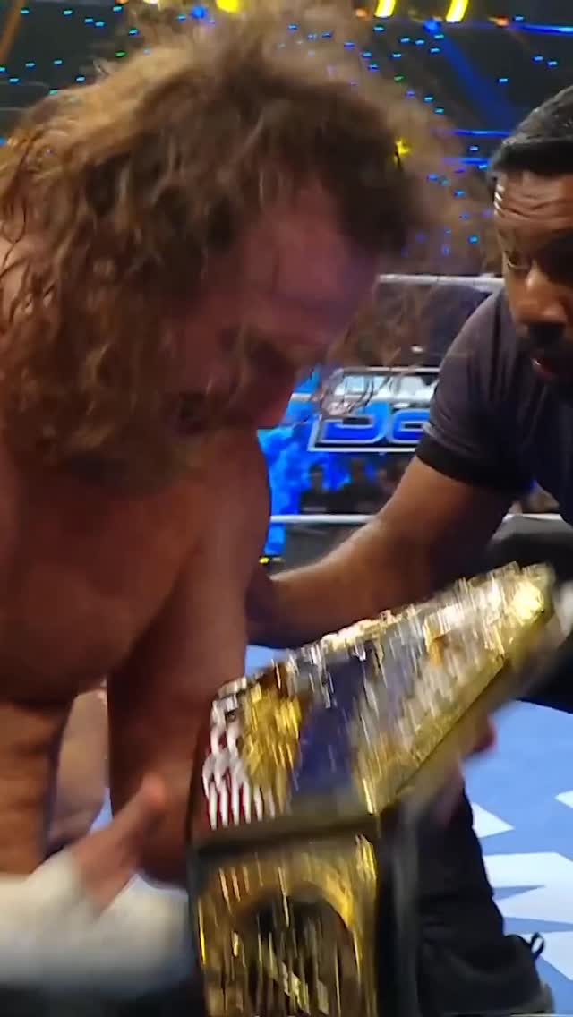 AND STILL YOUR UNITED STATES CHAMPION… @samizayn!! 🙌🔥 #SmackDown