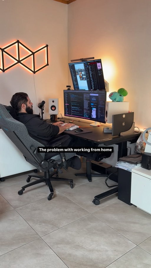 The problem with working from home 👀

One race. That’s all I said. Just one quick race. Back to work after. But then I lost. And now I need a rematch. This is the WFH cycle nobody talks about.

I can’t be the only one 🤐

#workfromhome #homeoffice #desksetup #productivity #officevibes