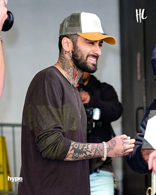 That smile! 🥰 Zayn Malik spotted out in New York City earlier this week.
(📸: Getty Images)