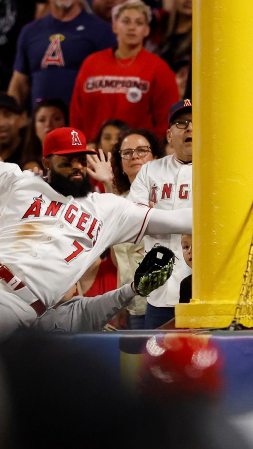 WELCOME TO THE JO ADELL GAME!!!!