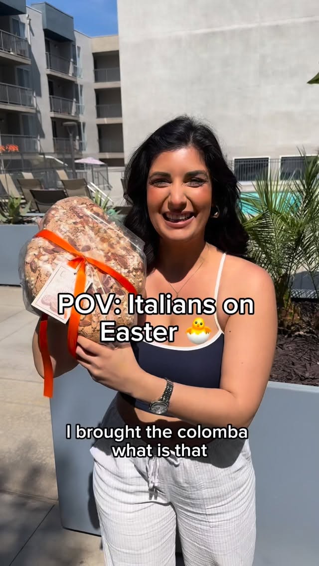 Happy Easter 🐣 oh and the Columba NEVER expires. 

#comedy #italian #italiancomedy #actress #easter