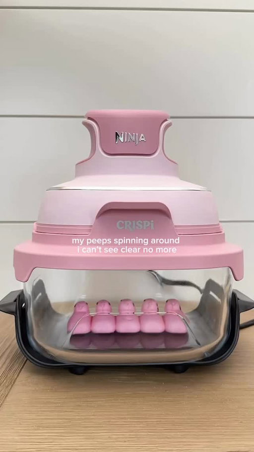 Bunnies hops. 🐰 Birdies spin. 🐣 

#NinjaCRISPi #GlassAirFryer #Easter #EasterTreats