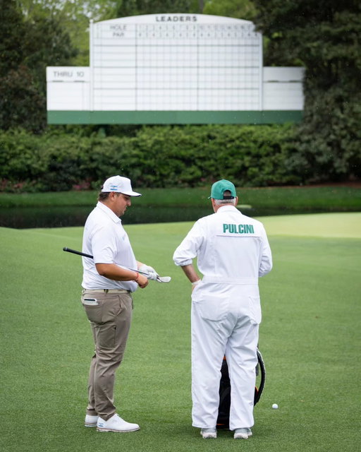 El @laac_golf ya llegó al Masters.

El actual campeón, Mateo Pulcini y Nico Echavarría compartieron una ronda de práctica este domingo en Augusta National. 

#elmasters