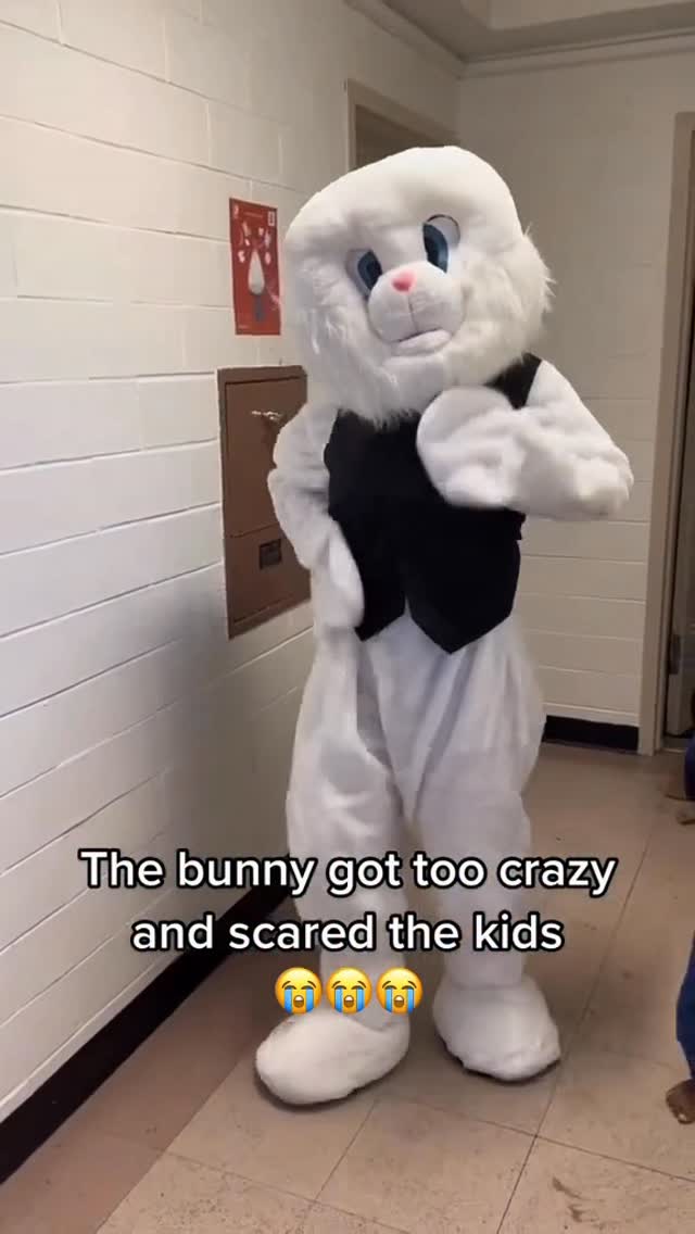 Good thing Jesus came back today because the Easter Bunny needs an exorcism

(fmaksquad/tt)