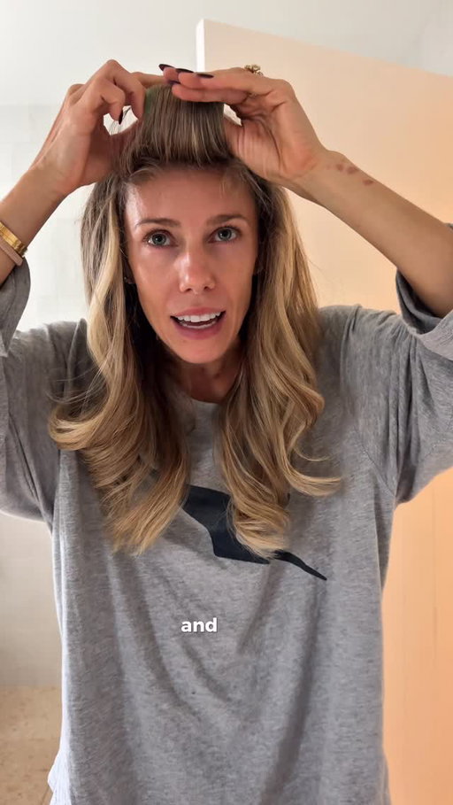 Black Tie Event GRWM: PART 3
Let’s pick my dress & create some bouncy, blowout waves

Come back for PART 4 to see what dress I choose, makeup routine in the car and how we fix Kurt’s outfit😂

Another huge thank you to the girls at @shirehire for altering option 1 and really coming through at the last second!