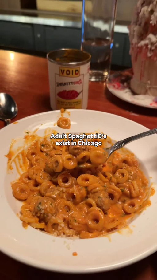 I found adult SpaghettiO’s (AKA SpaghettiUho’s) and I’m not exaggerating when I say they’re better than anything that ever came out of a can. Like, your 8-year-old self would be losing it right now.

📍@void_chicago 

#chicagogram #chicagofood #chicagoeats #chicagorestaurants #chicagoitalian