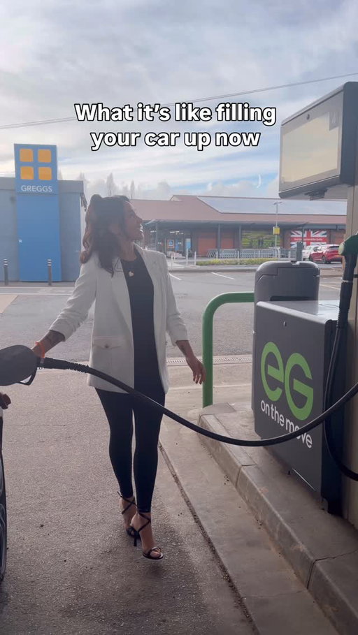 Filling up my car today felt like this 😂