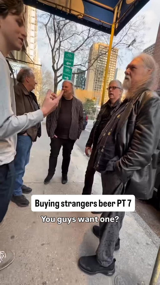 Buying beers for stranger in NYC PT 7

I won’t lie, today was rough. Had at least 20 people decline a beer at 1:27pm (shameful)

I was almost about ready to give up until ran I nto this lovely couple outside of @mcsorleysoldalehouse at the ATM

It took some slight convincing, but we had a great few small beers and chat

Follow @lunchbeerdudes for weekly videos where we buy strangers beer

Bringing people together one beer at a time🍻