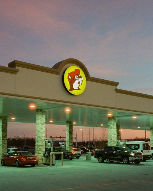 Our first Ohio location is NOW OPEN!

8000 State Route 235
Huber Heights, OH 45424

We’re open 24/7/365 and we can’t wait to meet you ♥️
#Bucees #BeaverNuggets #JerkyHeaven #Ohio #HuberHeights #RoadTrip #BeaverBeliever 

Photo by @flxffz