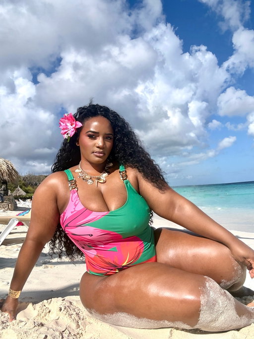my definition of going outside to touch some grass 🏝️🤭