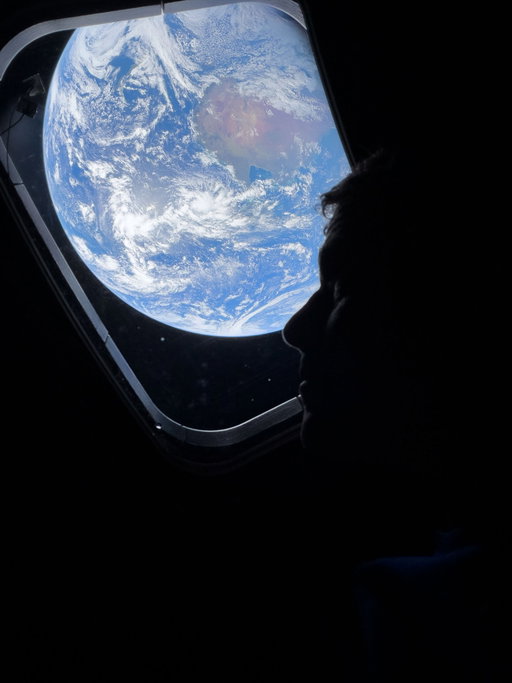 NASA’s first crewed Artemis mission is underway with four astronauts traveling around the Moon 🌙✨ Check out these photos taken from launch to life aboard the spacecraft.

📸: NASA

#Space #SpaceExploration #ArtemisII
