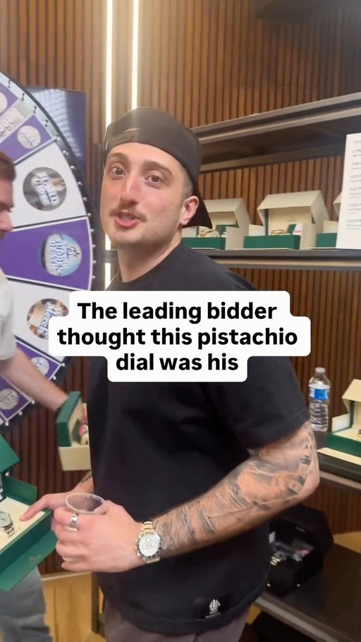 For a moment it looks like the top bídder has this unworn 2026 Rolex Oyster Perpetual 41 pistachio dial (134300)  locked in. Meanwhile Mitch is roasting Vookum’s mustache and questioning the new buzz cut. But while the jokes are flying, the 30-second time frame closes, and the leaderboard flips at the last second.

#eBayLive #pistachiodial #RolexOP #watchcollectors #watches