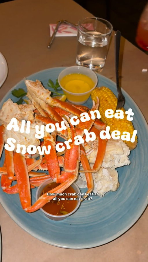 @jwsummershack is serving all you can eat snow crab every Thursday at their Cambridge location! Incredible vibes and the largest raw bar in Cambridge, Summer Shack serves some of the freshest and tastiest seafood 🦞
