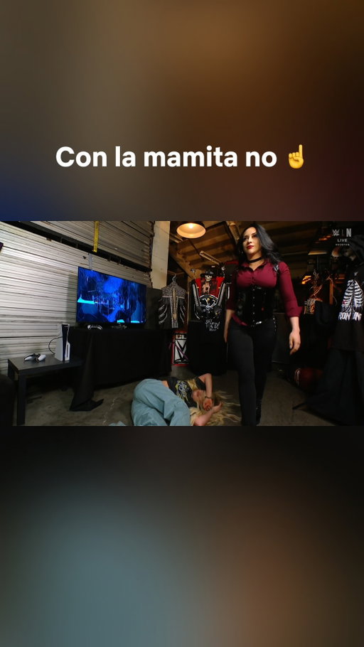 Ahí quedaste, güerita. Falta muy poquito para Wrestlemania 42 💥
