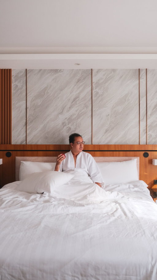 A D | Travelling to Pattaya, Thailand and have no idea where to stay? I’ve got you covered! 🇹🇭
 
🏨 I checked into @wyndhamjomtienpattaya - just minutes from Jomtien Beach, and honestly, it’s such an easy choice for a fun and relaxing getaway.

Relax at the spacious room after a long day of exploring the city. The on-site restaurants and bars keep you satiated with a mouthwatering selection of Asian and Western delights while a large fitness center lets maintain your workout routine. Fill your nights with fun in the game room and karaoke room and keep the kids smiling with a children’s pool, play area, and kids’ club. 👨‍👩‍👧‍👦
 
The modern hotel is also minutes from the golden sands of Jomtien Beach as well as can’t-miss attractions like the Underwater World Pattaya and Pattaya floating market.
 
📸 Bonus travel tips:
If you’re planning a trip, it’s worth signing up for Wyndham Rewards. Right now you can stay at any Wyndham properties for 2 nights and earn 7,500 bonus points and up to 30,000 points total, enough for up to four future free nights at Hotels by Wyndham @wyndhamhotels 
Register here now at Wyndham Rewards website (link in bio).
Follow Wyndham Rewards APAC @wyndhamrewardsapac for more Way of Wyndham “WOW” journey. 

#WayOfWyndham #WyndhamHotelsAndResorts #WyndhamRewards #WyndhamRewardsEveryone #PattayaThailand