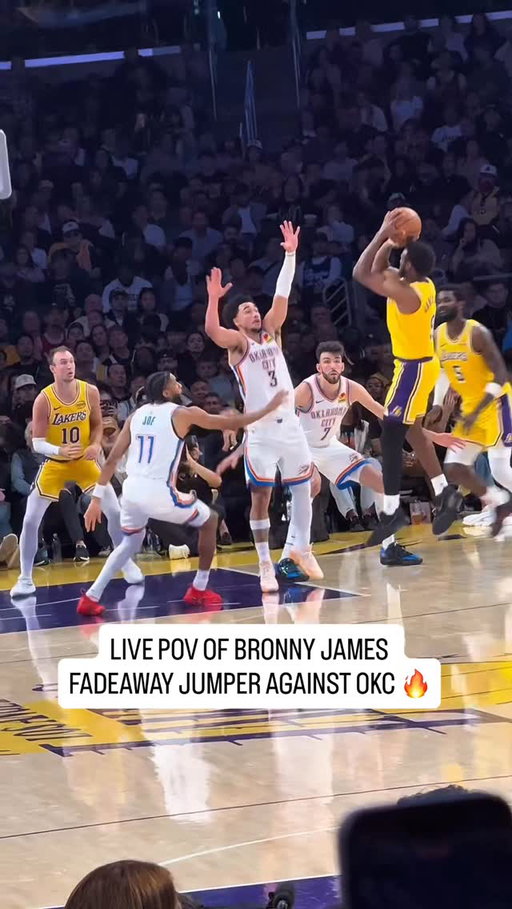 Bronny James hits a nice mid range jumper in efforts to try keeping Los Angeles Lakers in the game against OKC! 🔥

Tune in & and FOLLOW @jwidstillballin to see more of my POV of the LA Lakers ‼️

#bronnyjames #houseofhighlights #lakers #okc #losangeleslakers