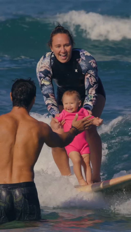 Lena makes the lay days the best days. Her first waves in Australia! 🇦🇺 

Video/ @nickchristyfilm