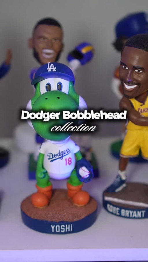 Finally sharing my bobblehead obsession💙

#DodgersBobbleheads #DodgerNation #MLBCollection #DodgersFan #baseballcollectibles