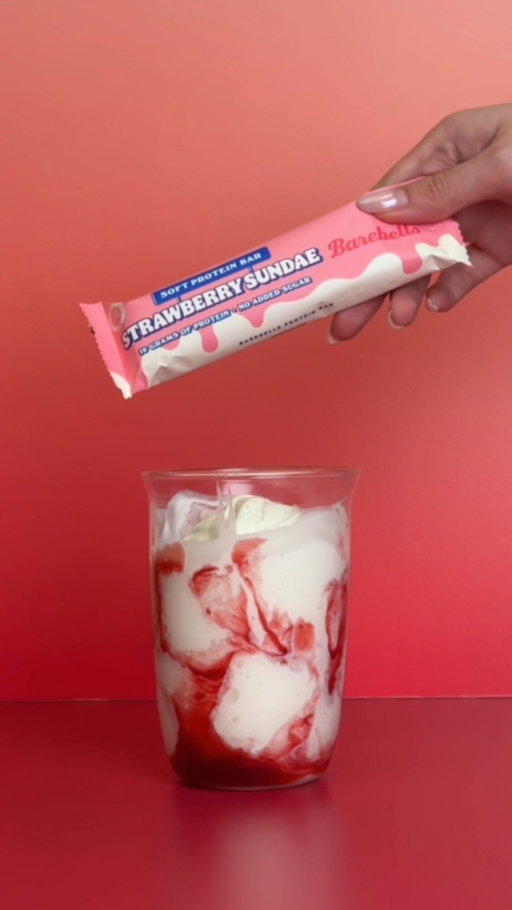 Welcome STRAWBERRY SUNDAE! 🍓🍦 Our first Limited Edition Gelato flavor of 2026. A gooey swirl of strawberry and vanilla dough, drizzling with delicious strawberry sauce and strawberry chunks. All wrapped in silky white chocolate. 16g of protein and no added sugar. It’s not ice cream… but it sure tastes like it. 🍓

#barebells