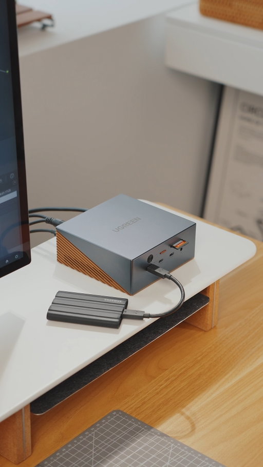 It's hard to pick our favorite part of the new UGREEN Maxidok 17-in-1 Thunderbolt™ 5 Docking Station. It could be the 17 ports. It could be the single 8K@60Hz or dual 6K@60Hz display support. It could be the M.2 SSD expansion slot. Or it could be those blazing fast 120Gbps Thunderbolt™ 5 speeds. We just cant choose. What's yours?

🔗Link in bio

#UGREEN #tech #thunderbolt5 #tb5 #dockingstation #techgear #UGREENnewrelease