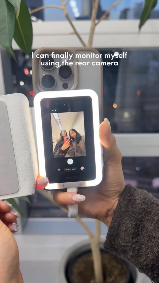 finally getting the angle right 👀 

the @insta360 going to be your next best friend!! you’ll be able to preview your shots when using the rear cam and it has a lighting function too

It’s just released today!! use my code
“HANATAKEU” or link in bio for your own!!

#Insta360 #selfiemonitorscreen #Insta360Snap #Selfiephonemonitor #pr