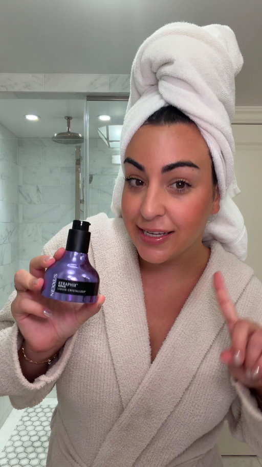 #ad “My hair tab was definitely in overdraft.” 😅 @alexteri shows what her hair’s been through and how she’s done a full 180 thanks to @nexxushaircare Keraphix Liquid Crystallizer 💛 #nexxuspartner