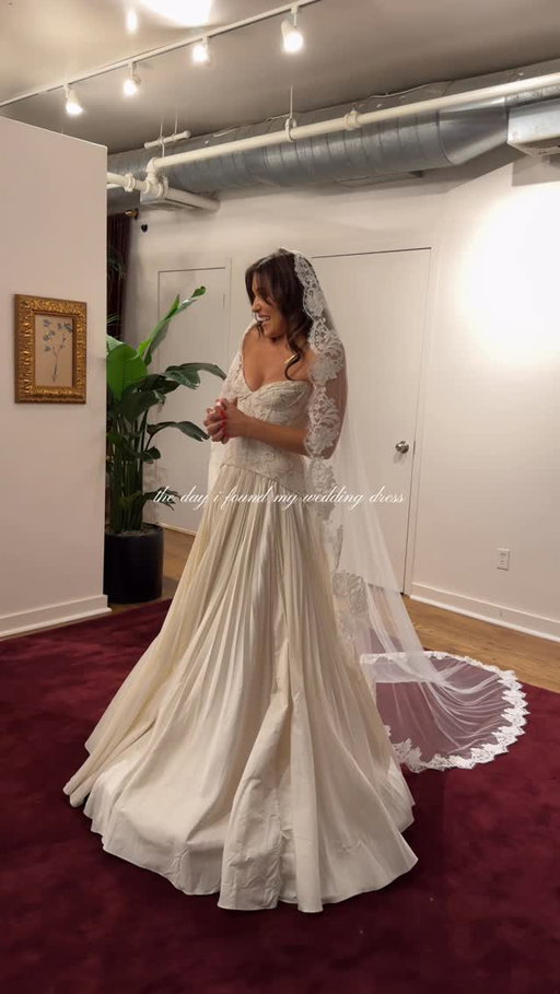 The day i said yes to my wedding dress!! 
#weddingdress #dressshopping #2026bride #weddingdressinspo #2026wedding