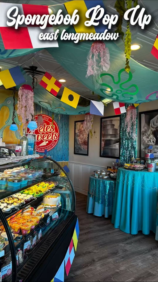 This Spongebob Themed Bakery now open at Pete’s Sweets!! Pete put in sooo many references and jokes from the show both in the decorations and menu! Definitely give them a visit if you’re a fan of sweets or Spongebob! @petessweets0 

🗺️32 Shaker Rd, East Longmeadow, MA 01028

#massachusetts #massachusettsfood #bostonfoodie #spongebob #spongebobsquarepants