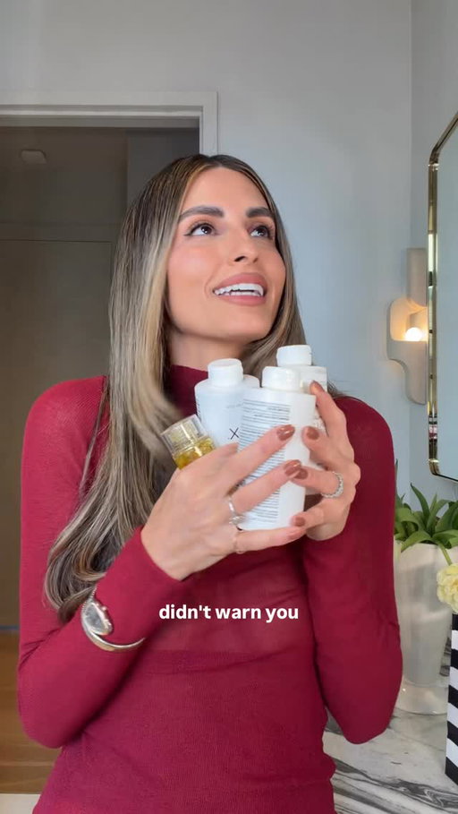 Not to be drama, but you do NOT want to checkout of the @sephora sale without these @olaplex essentials to build, protect, and repair your hairs bonds !!! #olaplexpartner #sephorasale #sephorasalepicks #besthairproductsfordryhair #bestshampooandconditioner