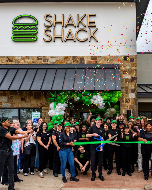 Our doors are open! Swipe to see our new Shack locations ➡️ 

Now in Meyerland, TX; Rockwall, TX; Athens, GA; Concord Mills, NC; Poughkeepsie, NY; Tucson, AZ; Arcadia, AZ; and Sunnyvale, CA 📍