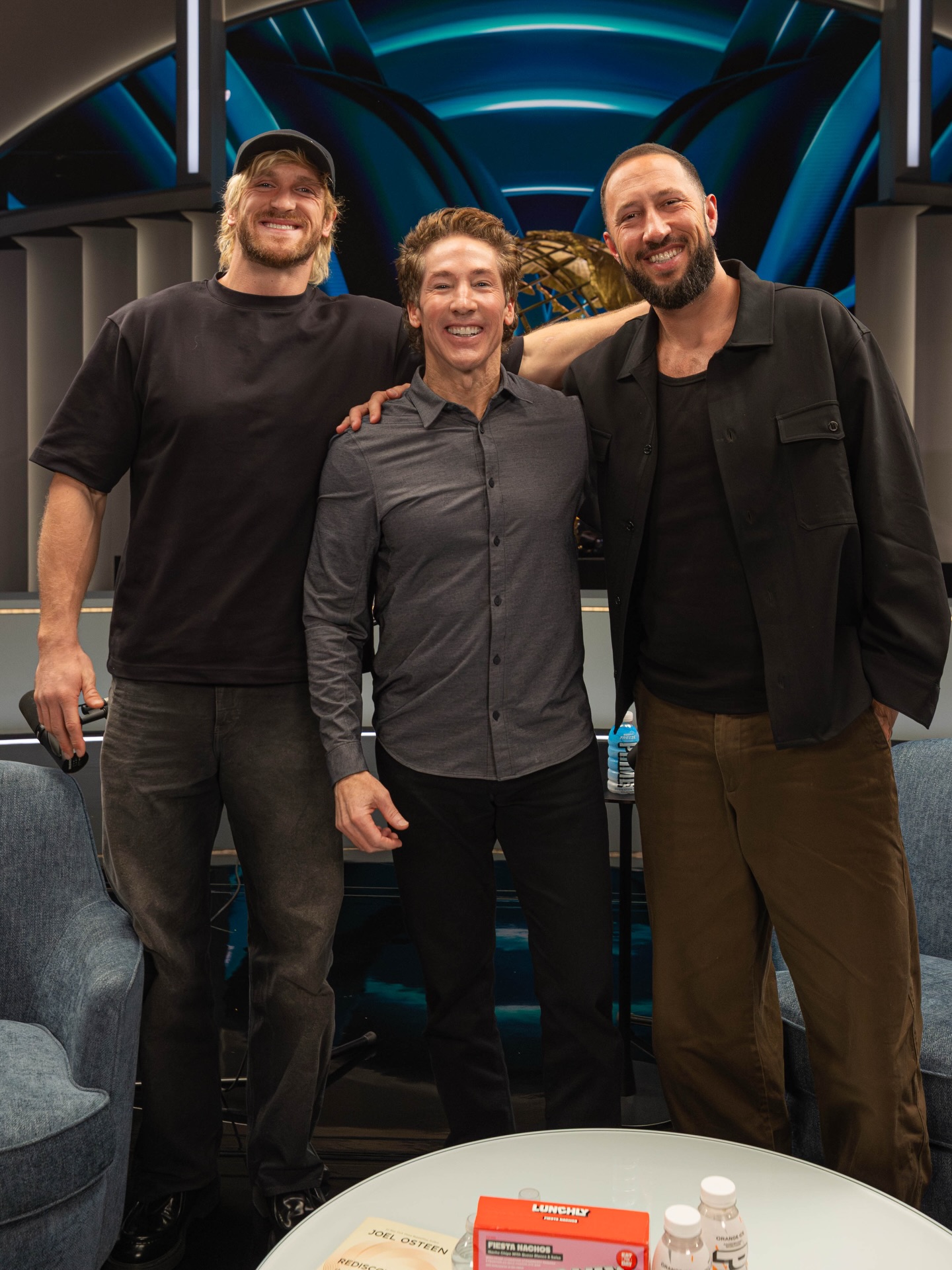 World famous pastor @joelosteen joins the boys to discuss what heaven is like, his surprising reaction to Druski’s viral ‘mega church’ skit, Kanye West’s struggle with mental health & religion, Cliffe Knechtle, Gen Z’s recent turn to Christianity, science VS religion, morning routine as a pastor, his mantra to ELIMINATE self-doubt, what happens after we die & more... 

Comment “JOEL” for the full podcast 🔥

#joelosteen #pastor #christianity #loganpaul #church