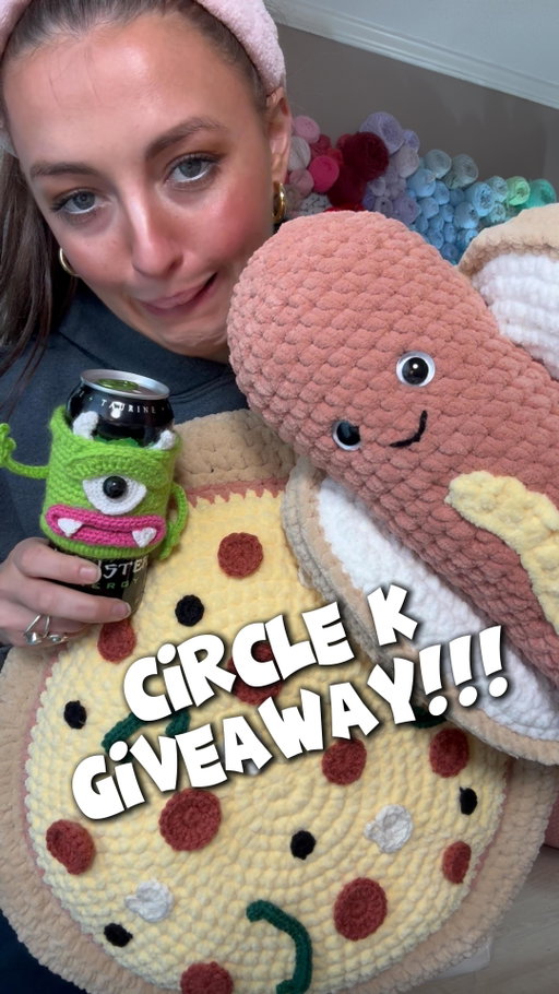 #ad GIVEAWAY!!! 😈🌭🍕 3 Projects for 3 Meal Deals – like & comment for your chance to win & head on over to your nearest Circle K today!! #CircleKPartner #CircleK #crochet #giveaway @circlekstores