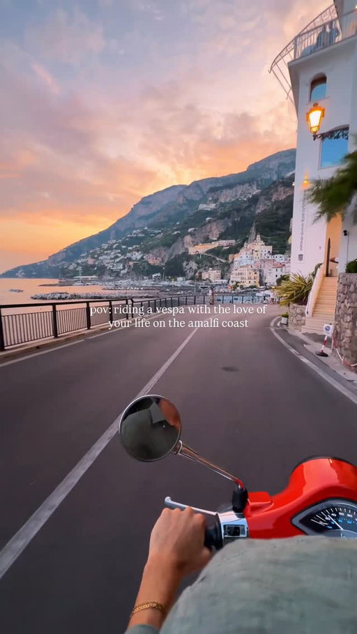Sunsets hit different on the Amalfi Coast… especially on a Vespa 🛵🌅✨

Tag who you’d travel here with 💛

#italia #vespa #ladolcevita
